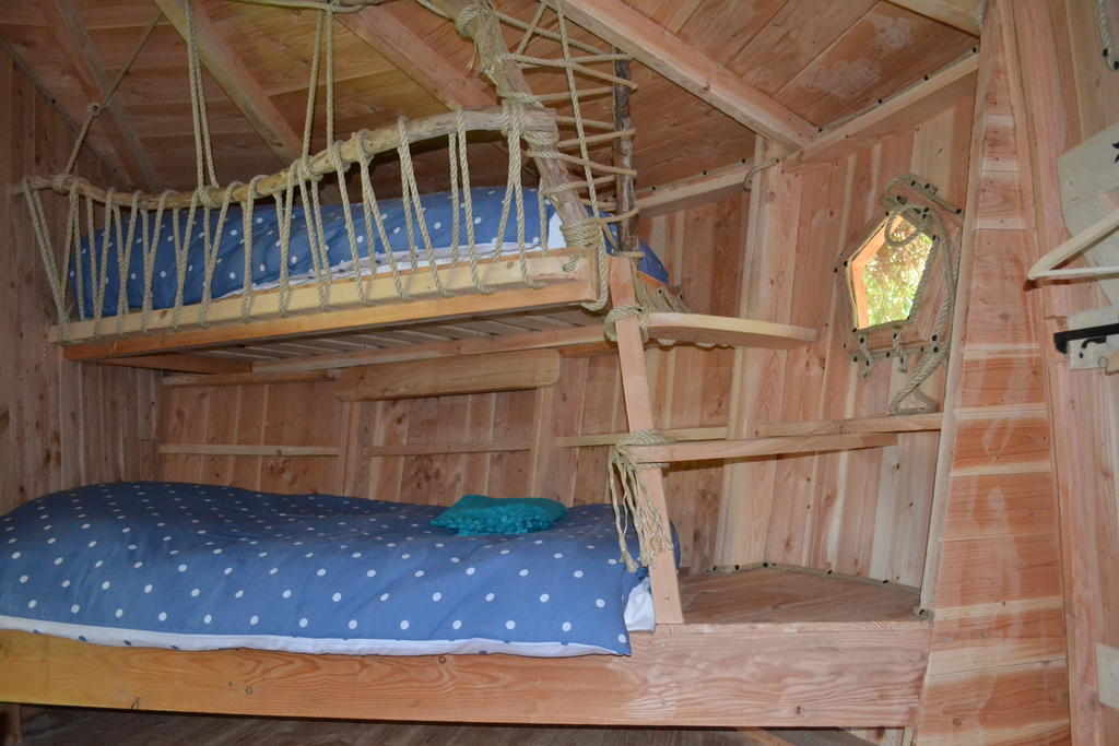 Cabanes Et Yourtes De La Vallee De L'Ance Hotel Sauvessanges Phòng bức ảnh