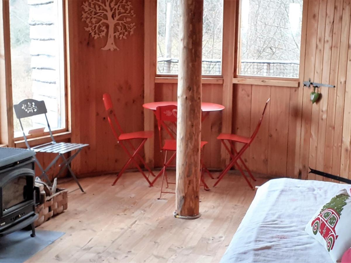 Cabanes Et Yourtes De La Vallee De L'Ance Hotel Sauvessanges Ngoại thất bức ảnh